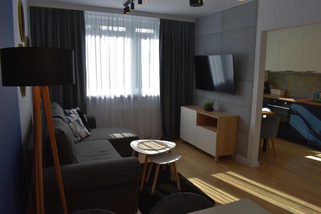 Apartament W Centrum Przy Parku Na Wyspie بيوا المظهر الخارجي الصورة