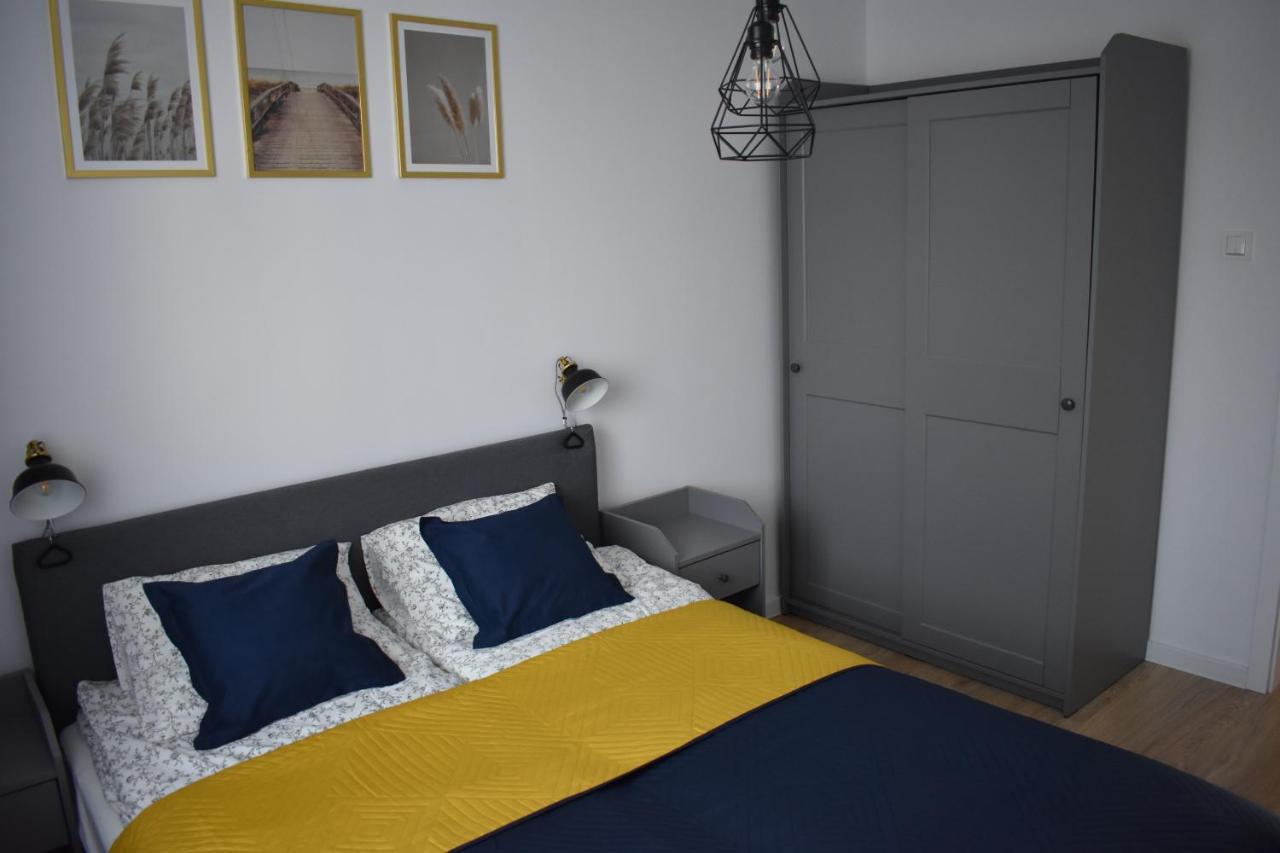 Apartament W Centrum Przy Parku Na Wyspie بيوا المظهر الخارجي الصورة