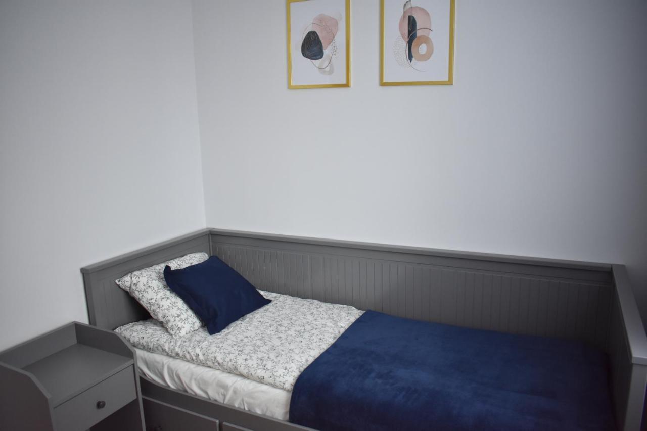 Apartament W Centrum Przy Parku Na Wyspie بيوا المظهر الخارجي الصورة
